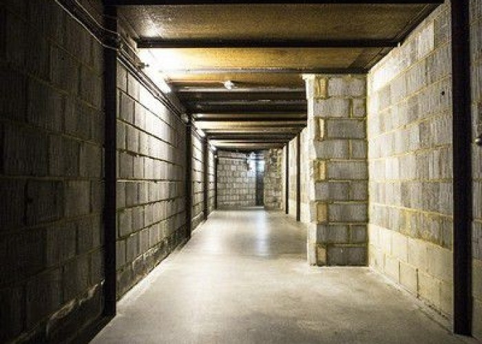 13. Corridor