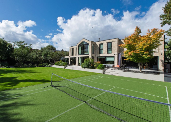 49. Tennis Court, Garden (Rear, Large)