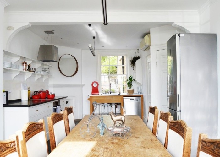 2. Kitchen (Cream or White units)
