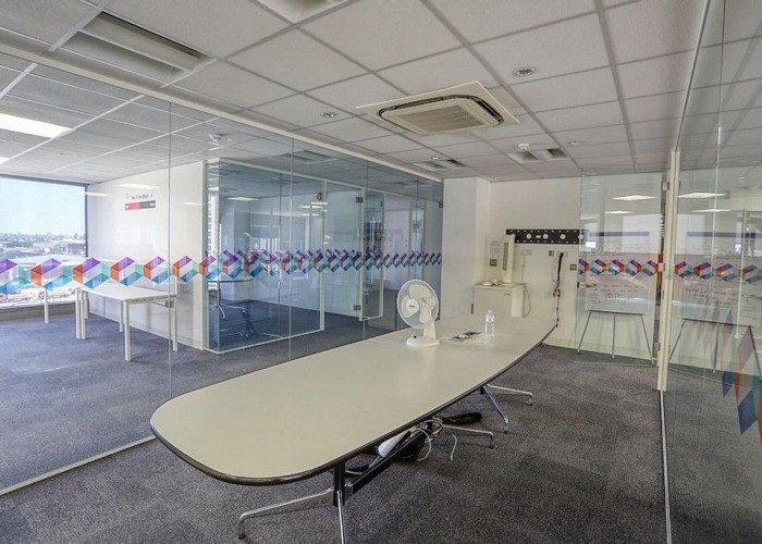25. Office