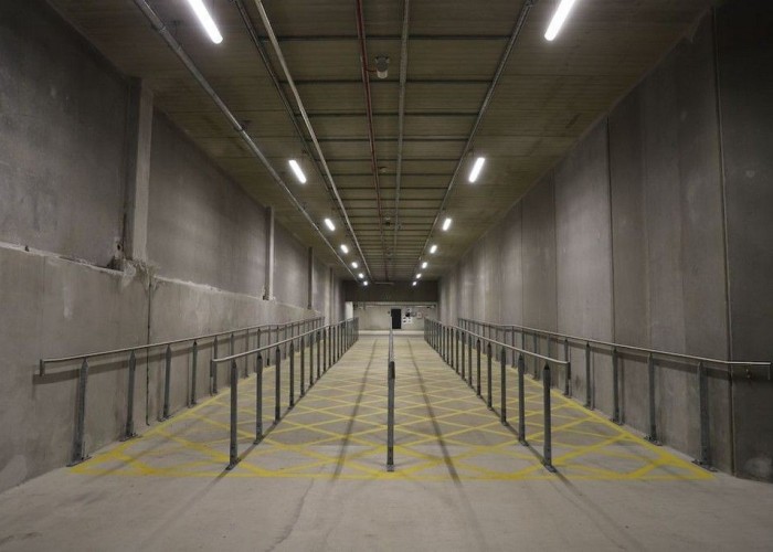 36. brutalist area with handrails for filming