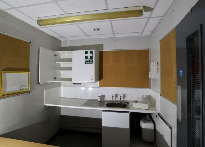 7. Kitchen