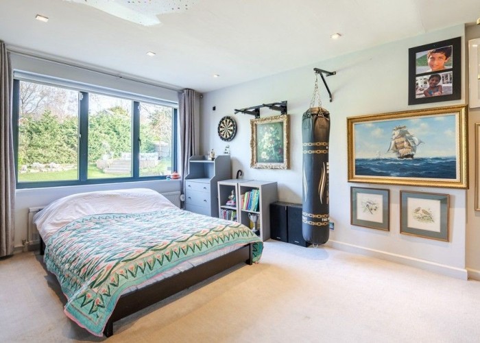 32. Bedroom (Double)