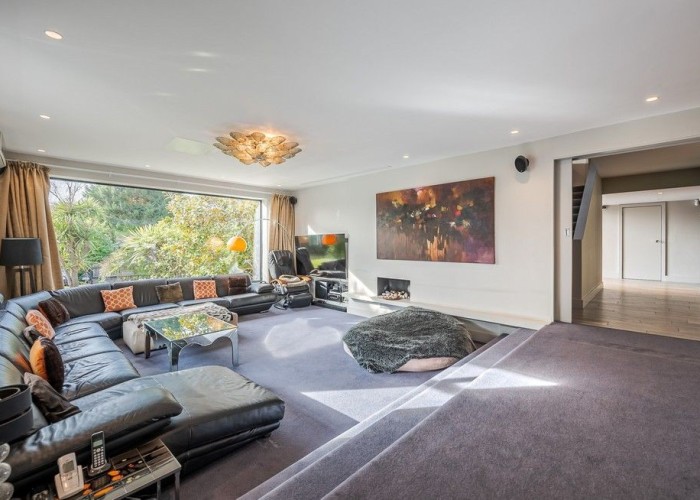 18. Livingroom