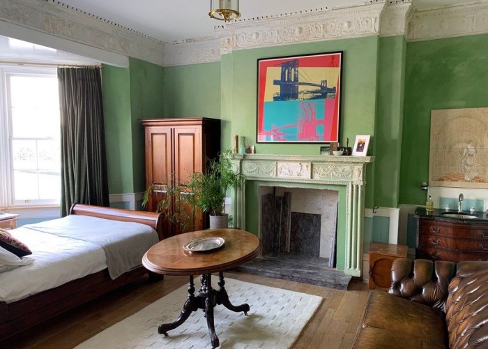 23. Bedroom