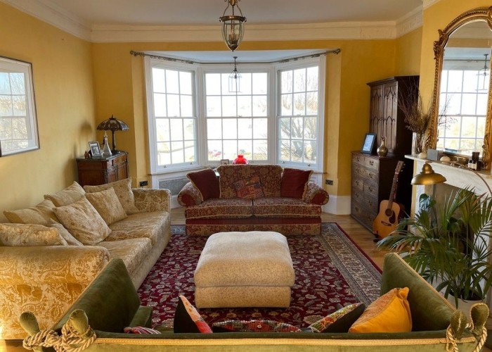 8. Livingroom