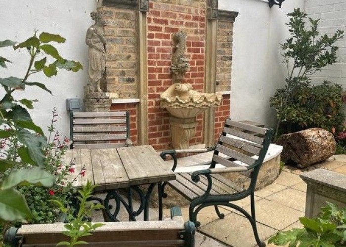 28. Patio / Veranda