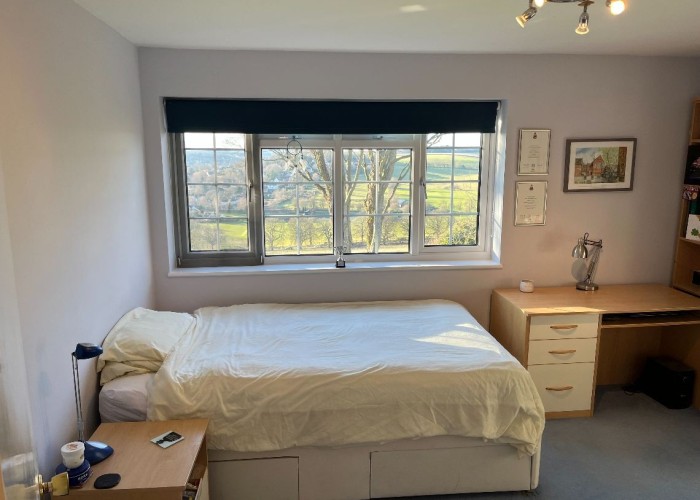 33. Bedroom (Double)