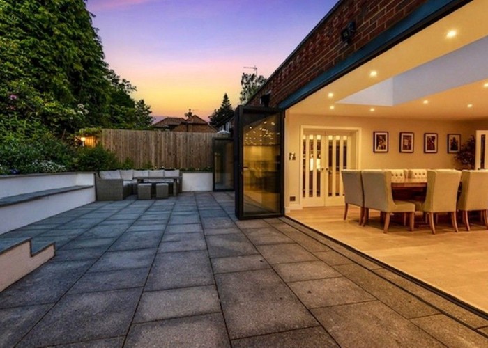 32. Patio / Veranda, Bi-Fold Doors