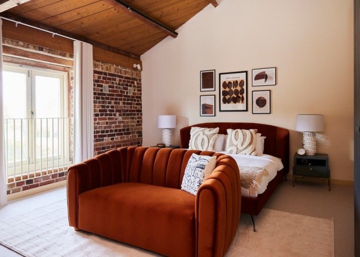 25. Bedroom (Double)