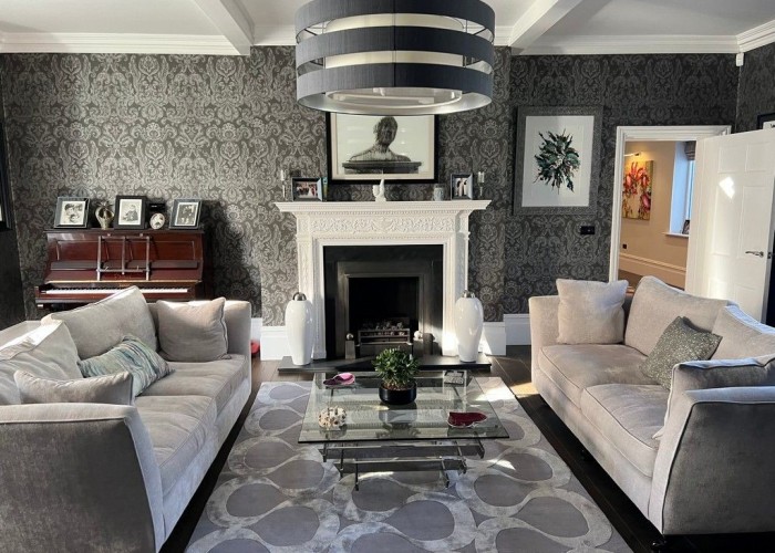 12. Livingroom, Fireplace