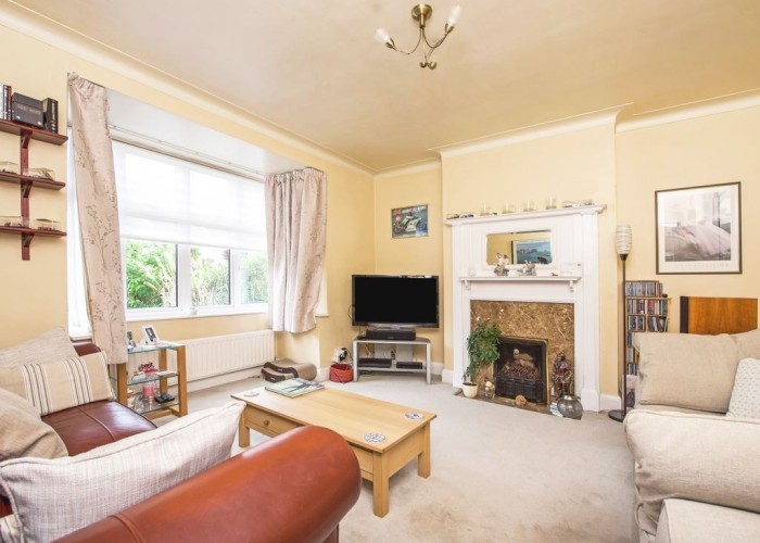 4. Livingroom, Fireplace