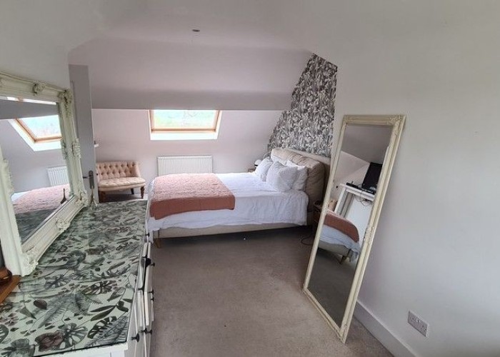 8. Bedroom (Double)
