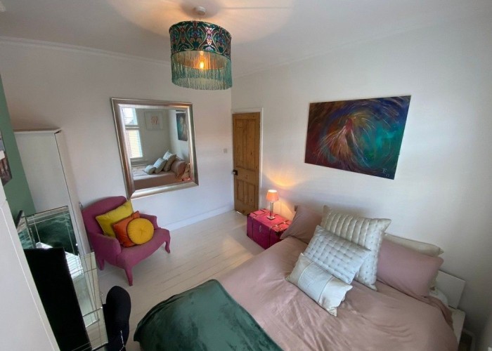 7. Bedroom (Double)