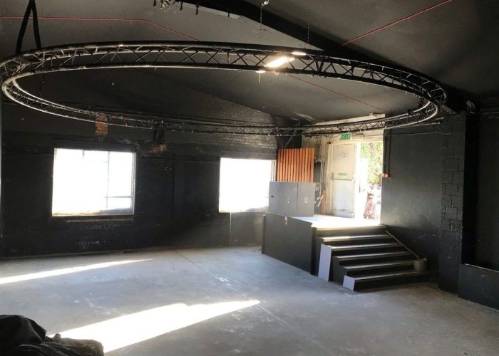 2. Warehouse (Dark), Coronavirus-Friendly