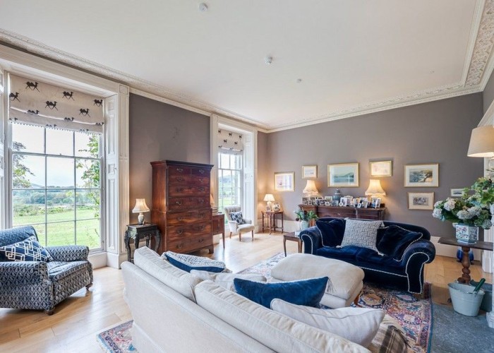 12. Livingroom