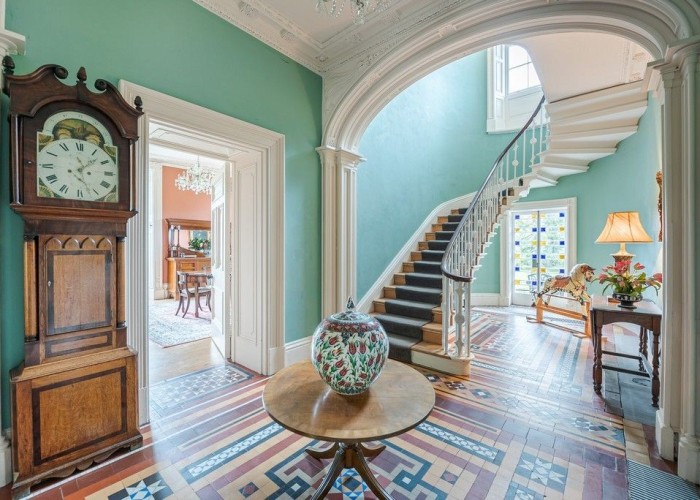 10. Staircase (Sweeping)