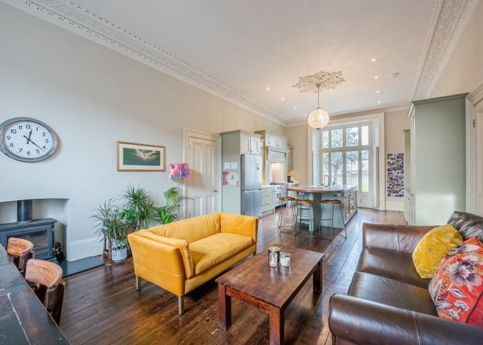 8. Livingroom, Kitchen, Open-plan