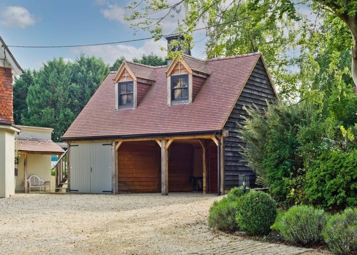 6. Garage (Double), EV Charge Point