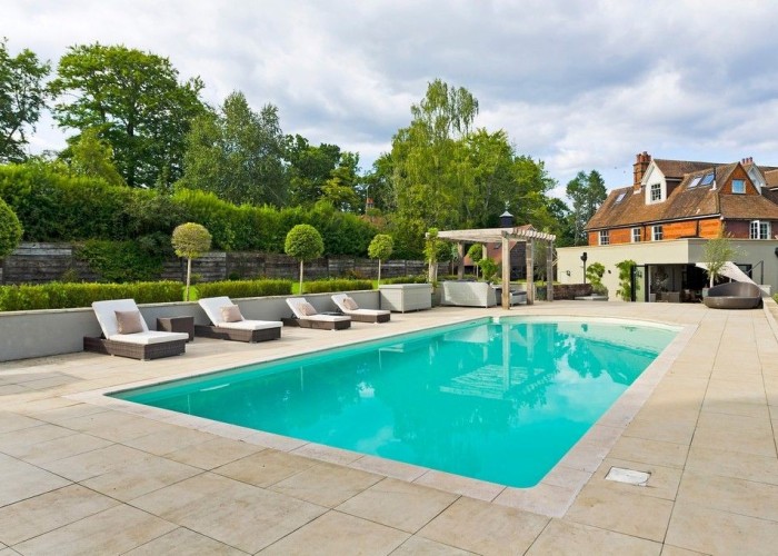 51. Swimming-pool