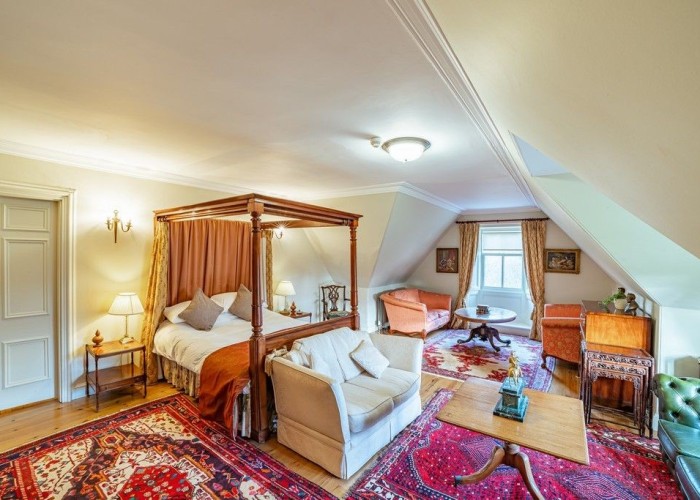 18. Bedroom (Double)