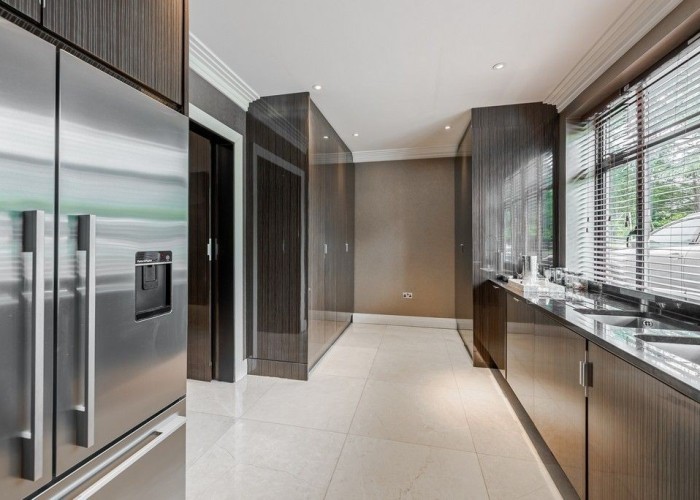 9. Utility Room