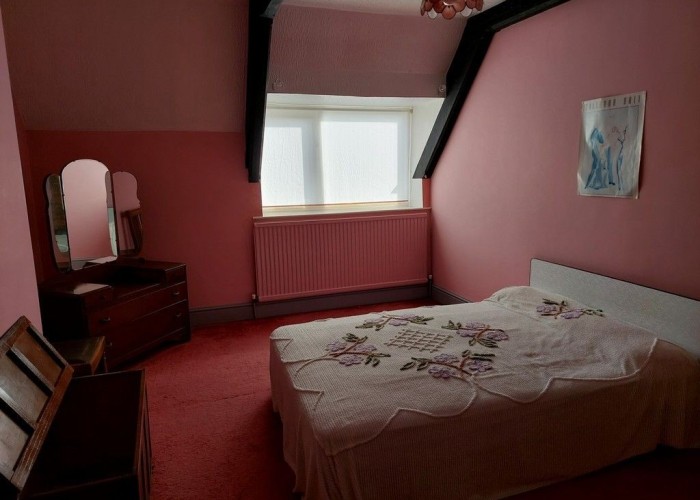 18. Bedroom (Double)