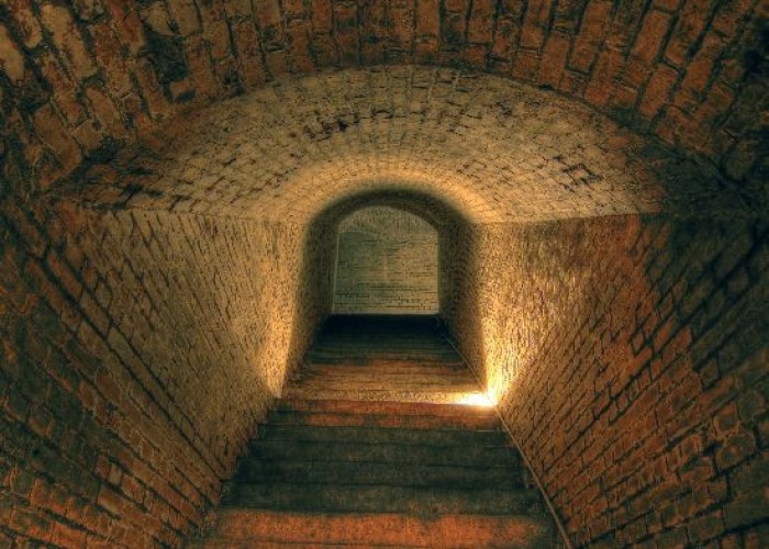 renovated = London: Derelict Fort With Bunkers For Filming, Kent