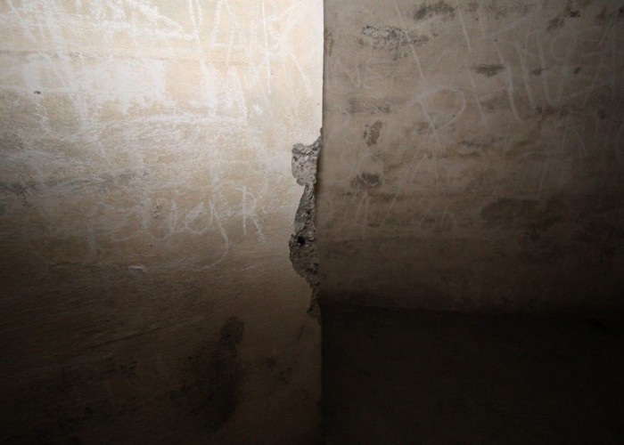 renovated = London: Derelict Fort With Bunkers For Filming, Kent