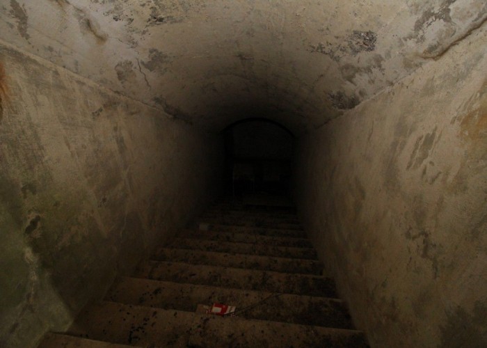 renovated = London: Derelict Fort With Bunkers For Filming, Kent