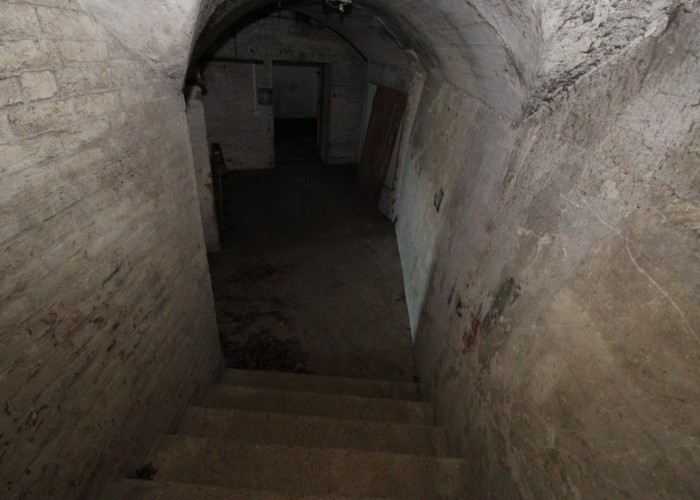 renovated = London: Derelict Fort With Bunkers For Filming, Kent