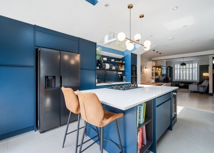 3. Kitchen (Coloured units)