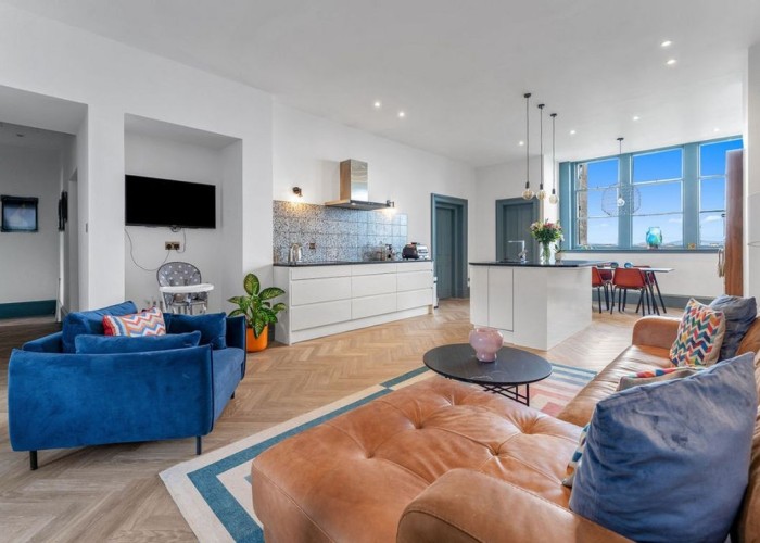 4. Livingroom