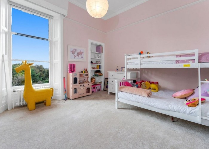 16. Bedroom (Childrens)