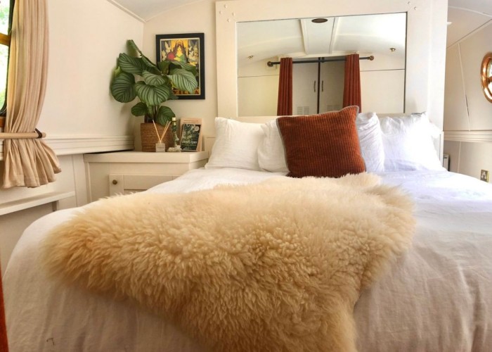 6. Bedroom (Double)