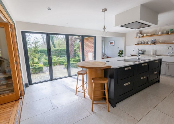 2. Kitchen (With Island)