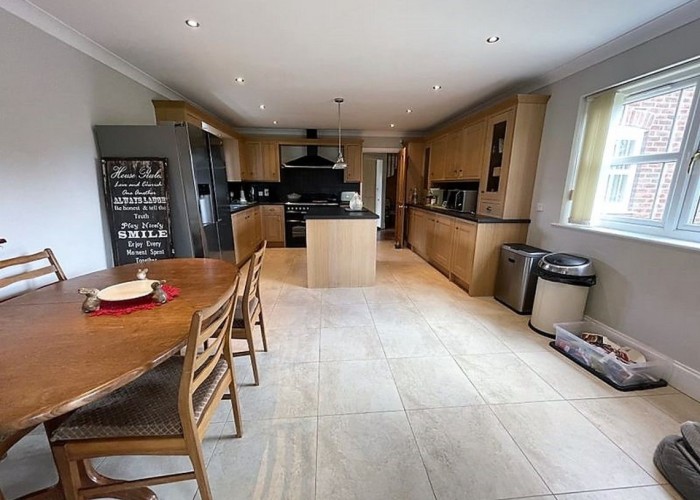 3. Diningroom