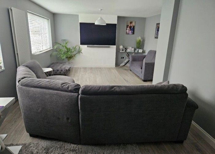 13. Livingroom