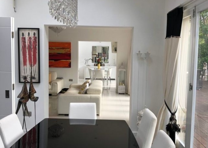 5. Diningroom