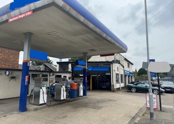 Film Friendly Petrol Station For Stills And Filming