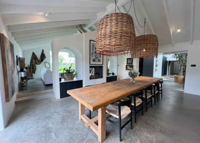 3. Kitchen With Table