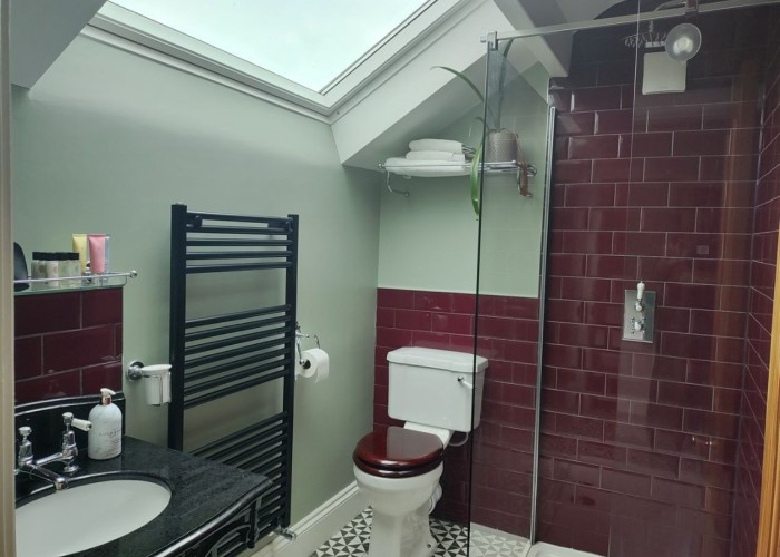 17. Shower Room