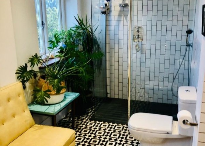 12. Shower Room