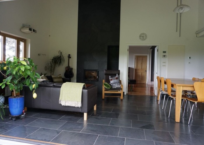 5. Diningroom