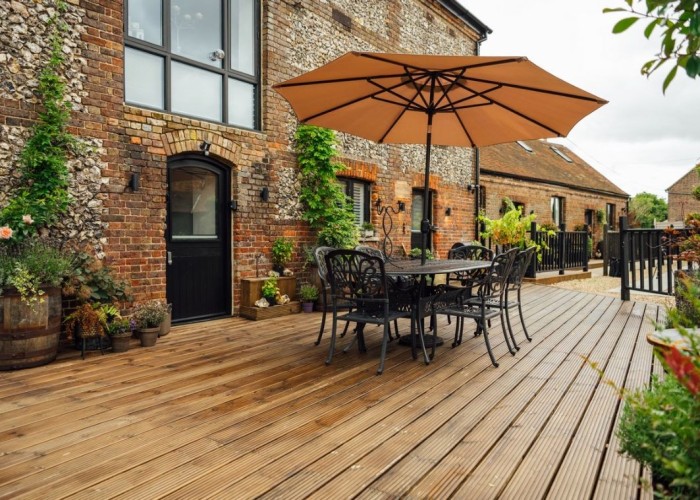 27. Decking