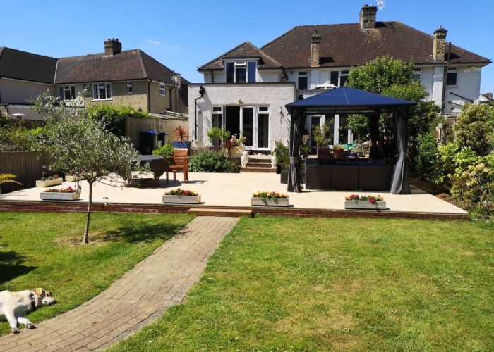 9. Garden (Rear, Large)