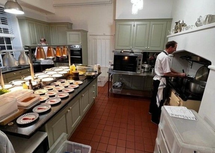 8. Kitchen, Tiled Floor