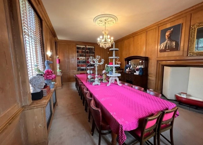 16. Diningroom