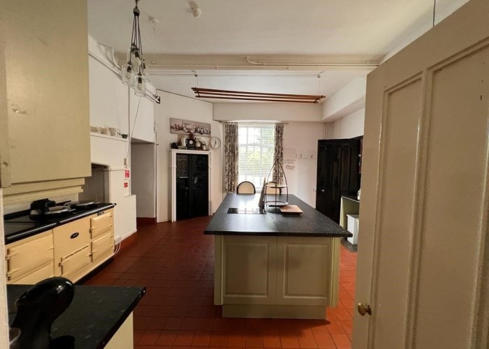 9. Kitchen (With Island)