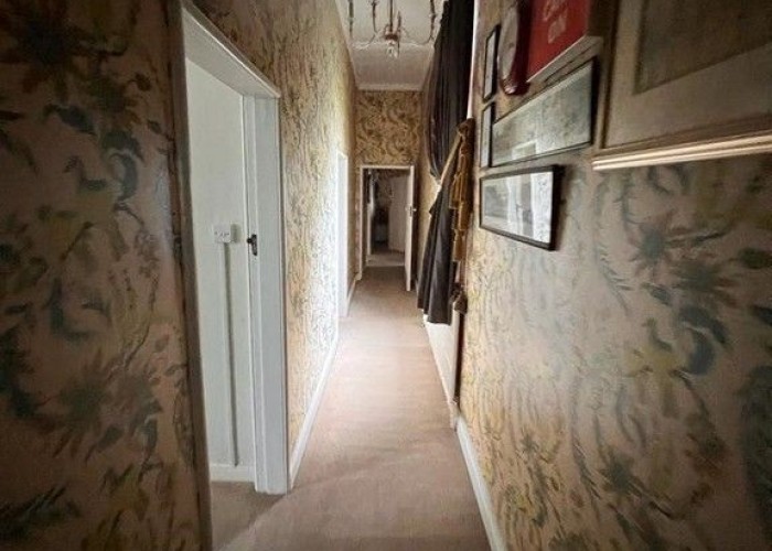 23. Hallway